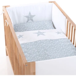 Babybay ® Nido De Pájaros Piqué, Aplicación Blanca Estrella Azul Estrellas Blanc -Cuidado Infantil Tienda babybay nido de pajaros pique aplicacion blanca estrella azul estrellas blanc a311643 4